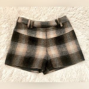 Quiksilver Fall/Winter Plaid Wool Shorts with Size Zipper